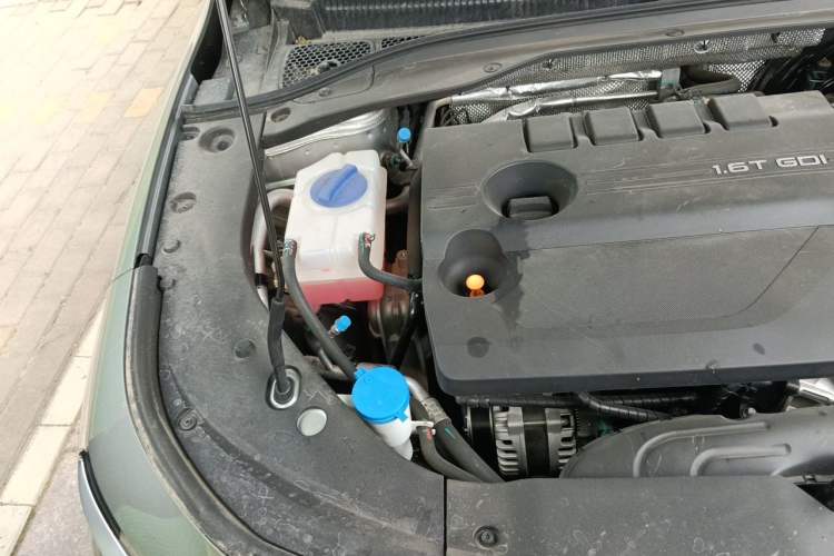 Used Chery Arrizo 8 2024 1.6T DCT Excellence Edition Engine Bay Right