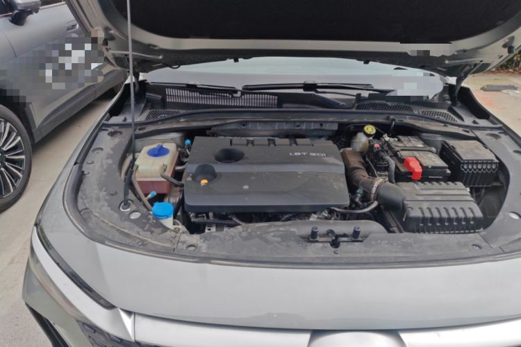 Used Chery Arrizo 8 2024 1.6T DCT Rui Engine Bay Right