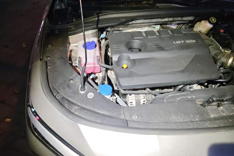 Used Chery Arrizo 8 2024 1.6T DCT Excellence Edition Engine Bay Right