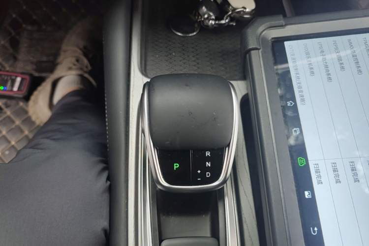 Used Chery Arrizo 8 2024 1.6T DCT Smart Gear Lever