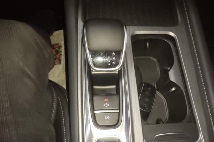 Used Chery Arrizo 8 2024 1.6T DCT Smart Gear Lever
