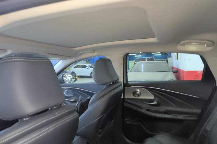 Used Chery Arrizo 8 2024 High-Performance Edition 2.0T DCT Powerfully Tuned Headliner