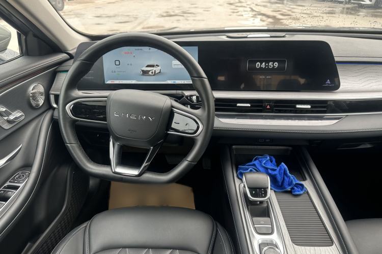 Used Chery Arrizo 8 2024 1.6T DCT Rui Interior 2
