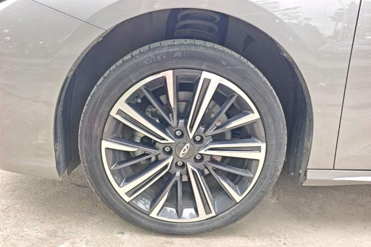 Used Chery Arrizo 8 2024 1.6T DCT Rui Left Front Wheel Hub