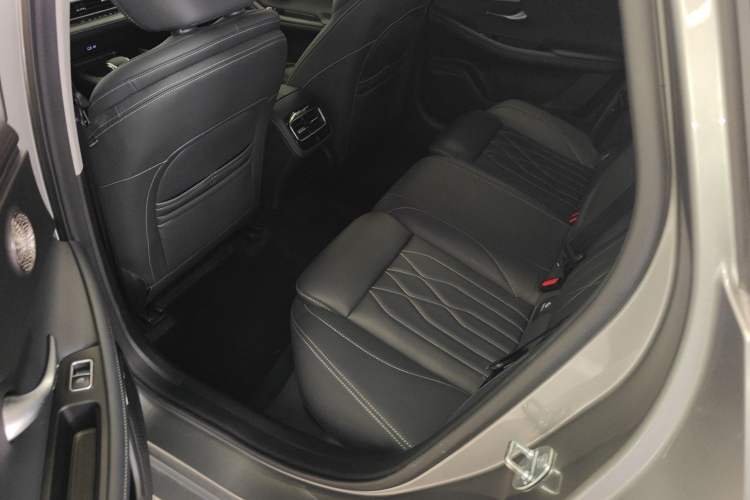 Used Chery Arrizo 8 2024 1.6T DCT Smart Left Rear Seat