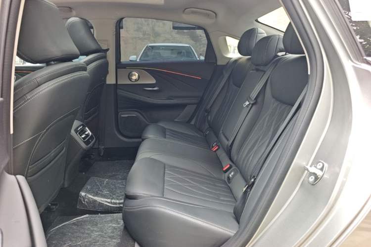 Used Chery Arrizo 8 2024 1.6T DCT Rui Left Rear Seat