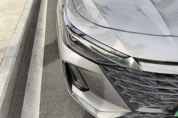 Used Chery Arrizo 8 2024 High-Performance Edition 2.0T DCT Powerfully Tuned Right Front Headlight