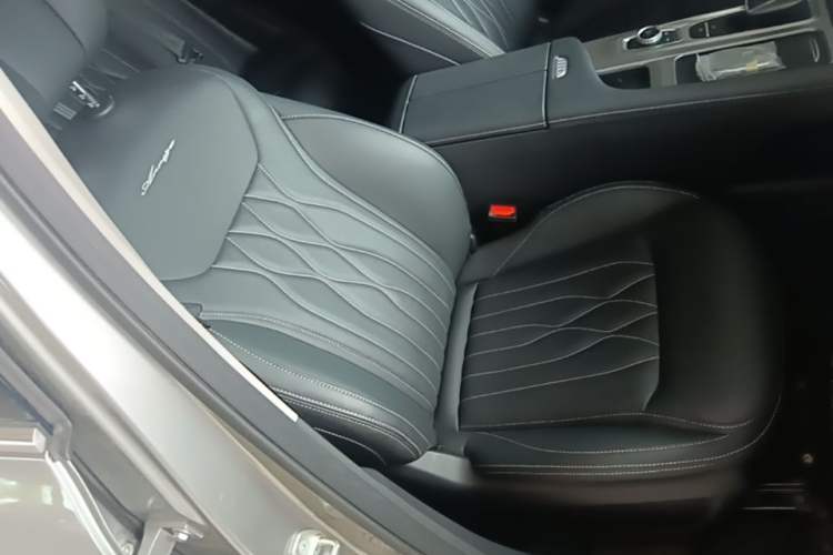 Used Chery Arrizo 8 2024 1.6T DCT Rui Right Front Seat