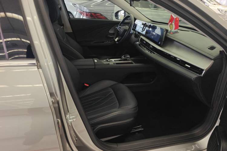 Used Chery Arrizo 8 2024 1.6T DCT Smart Right Front Seat