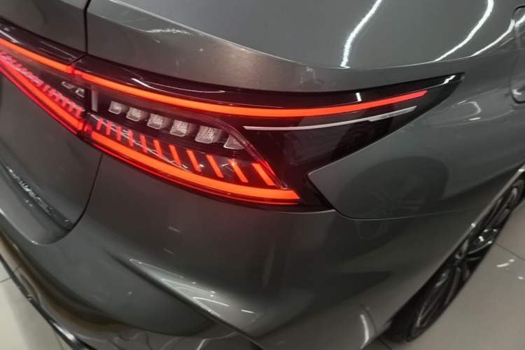 Used Chery Arrizo 8 2024 1.6T DCT Rui Right Rear Taillight