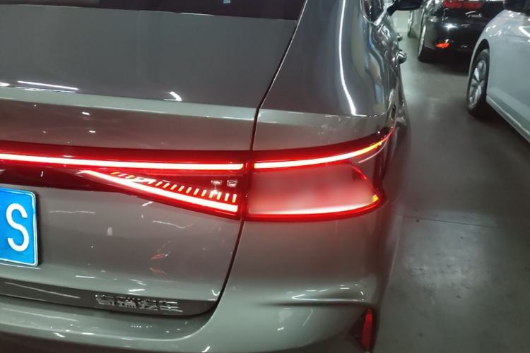 Used Chery Arrizo 8 2024 1.6T DCT Smart Right Rear Taillight