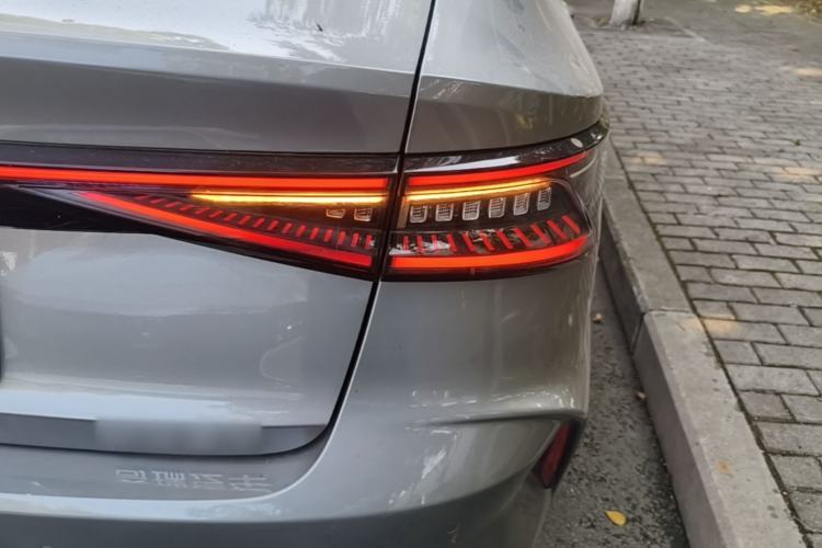 Used Chery Arrizo 8 2024 1.6T DCT Rui Right Rear Taillight