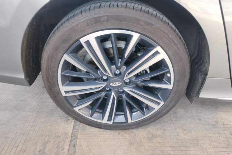 Used Chery Arrizo 8 2024 1.6T DCT Rui Right Rear Wheel Hub