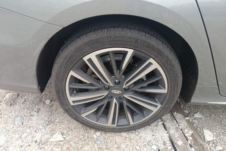 Used Chery Arrizo 8 2024 1.6T DCT Rui Right Rear Wheel Hub