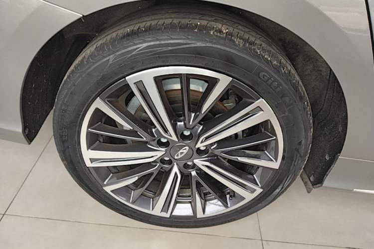Used Chery Arrizo 8 2024 1.6T DCT Rui Right Rear Wheel Hub