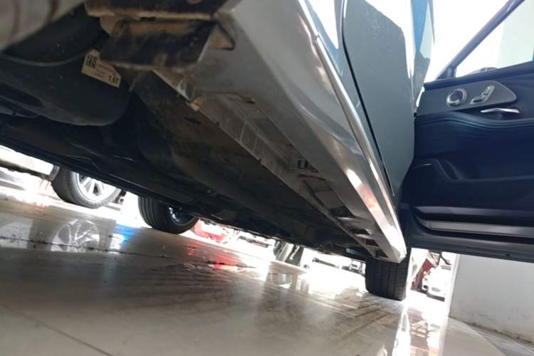 Used Chery Arrizo 8 2024 1.6T DCT Rui Right Side Sill