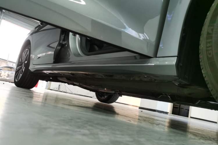 Used Chery Arrizo 8 2024 1.6T DCT Rui Right Side Sill