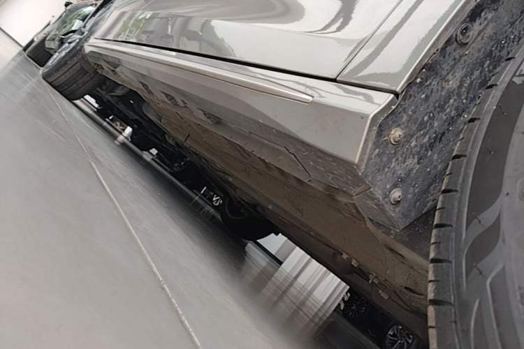 Used Chery Arrizo 8 2024 1.6T DCT Rui Right Side Sill