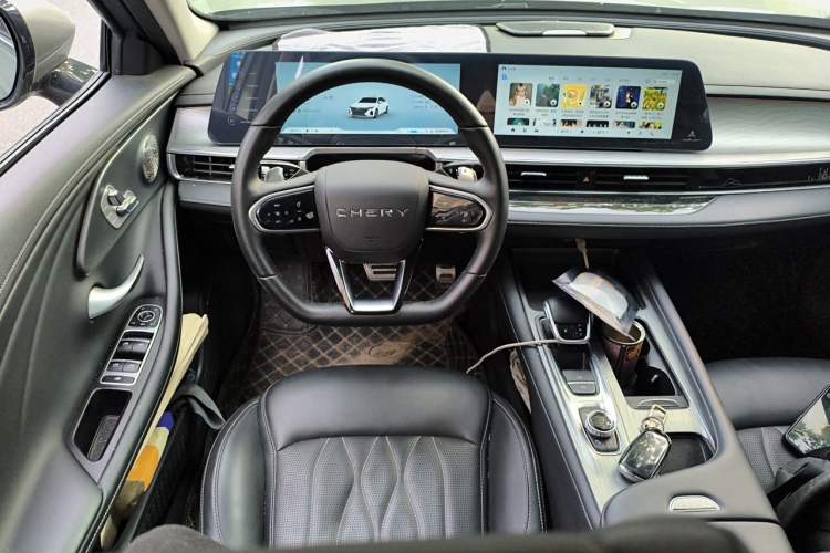 Used Chery Arrizo 8 2024 High-Performance Edition 2.0T DCT Powerfully Tuned Steering Wheel