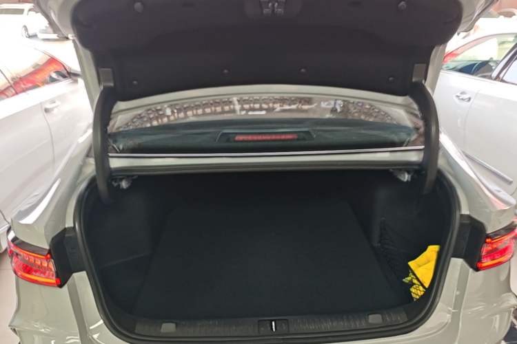 Used Chery Arrizo 8 2024 1.6T DCT Rui Trunk