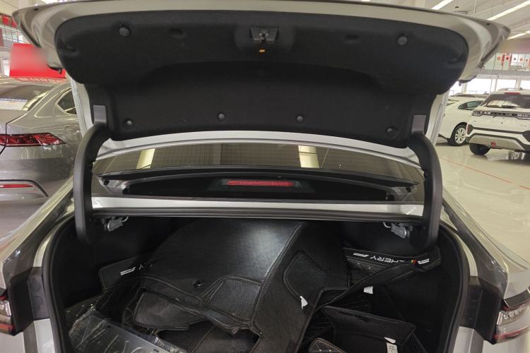 Used Chery Arrizo 8 2024 1.6T DCT Smart Trunk