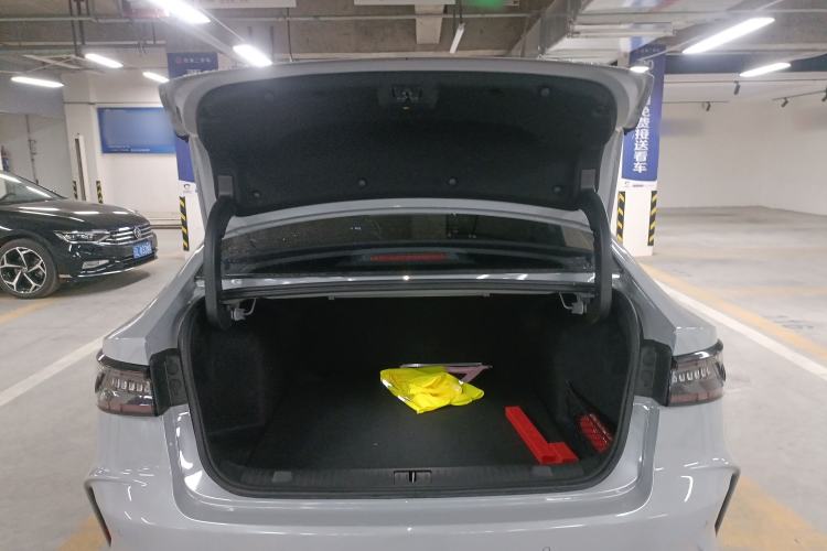 Used Chery Arrizo 8 2024 1.6T DCT Smart Trunk