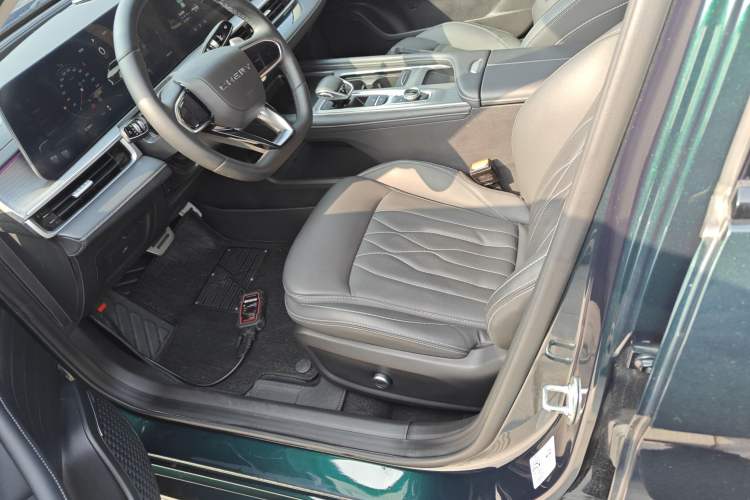 Used Chery Arrizo 8 2024 High-Performance Edition 2.0T DCT Imperial Left Front Seat