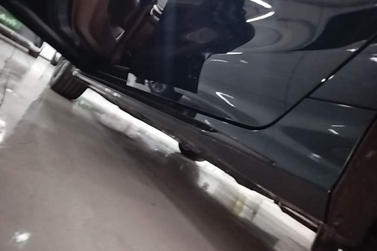 Used Chery Arrizo 8 2024 High-Energy Edition 2.0T Automatic Yu+ Left Side Sill