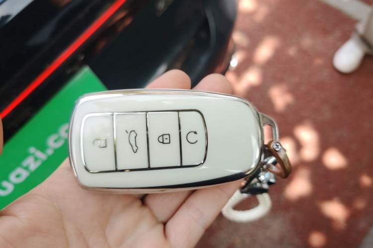 Used Chery Arrizo 8 2024 High-Performance Edition 2.0T DCT Powerfully Tuned Vehicle Key