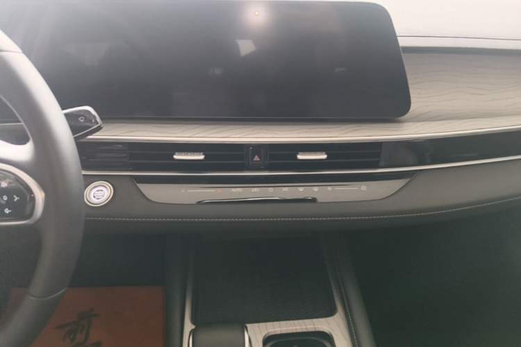 Used Chery Arrizo 8 2024 1.6T DCT Rui Audio And AC Panel