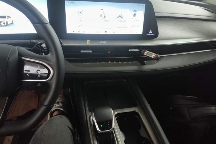 Used Chery Arrizo 8 2024 1.6T DCT Rui Audio And AC Panel
