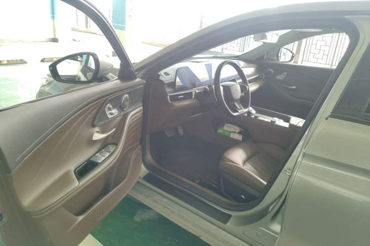 Used Chery Arrizo 8 2024 High-Energy Edition 2.0T Automatic Yu+ Driver Seat