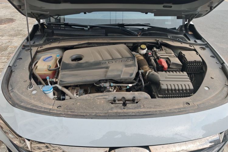 Used Chery Arrizo 8 2024 High-Performance Edition 2.0T DCT Powerfully Tuned Engine Bay