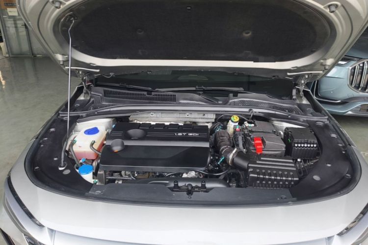 Used Chery Arrizo 8 2024 1.6T DCT Rui Engine Bay