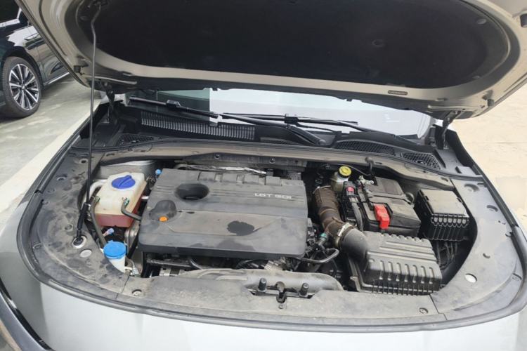 Used Chery Arrizo 8 2024 1.6T DCT Rui Engine Bay