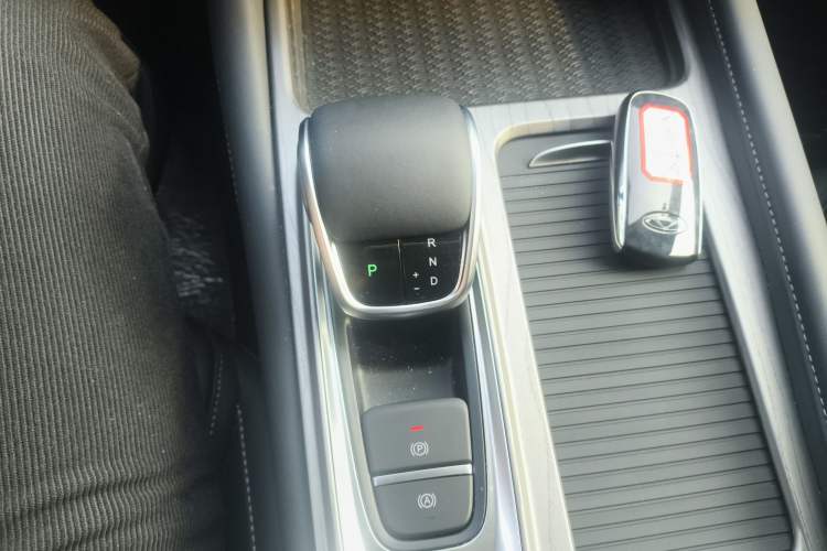 Used Chery Arrizo 8 2024 1.6T DCT Smart Gear Lever