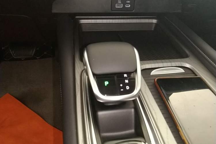 Used Chery Arrizo 8 2024 1.6T DCT Rui Gear Lever