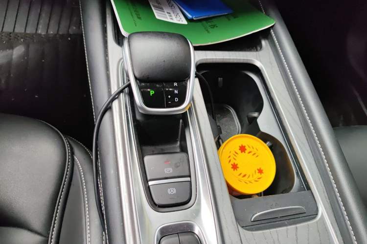 Used Chery Arrizo 8 2024 1.6T DCT Excellence Edition Gear Lever