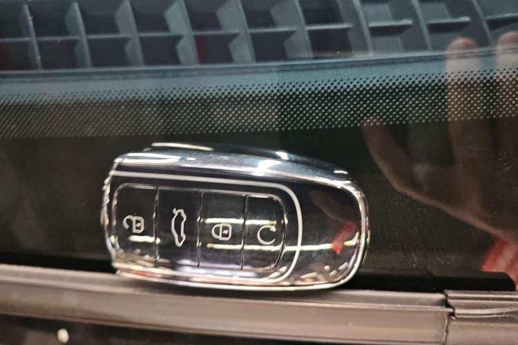 Used Chery Arrizo 8 2024 1.6T DCT Rui Interior 1