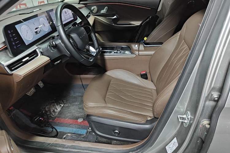 Used Chery Arrizo 8 2024 High-Energy Edition 2.0T Automatic Yu+ Left Front Seat