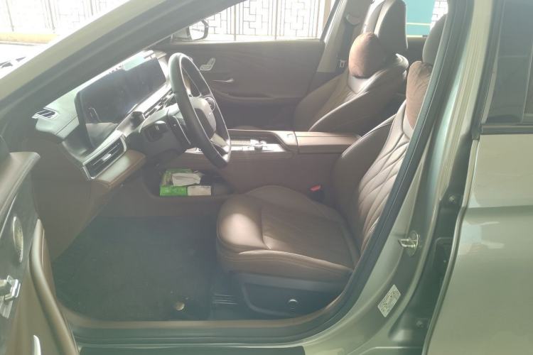 Used Chery Arrizo 8 2024 High-Energy Edition 2.0T Automatic Yu+ Left Front Seat