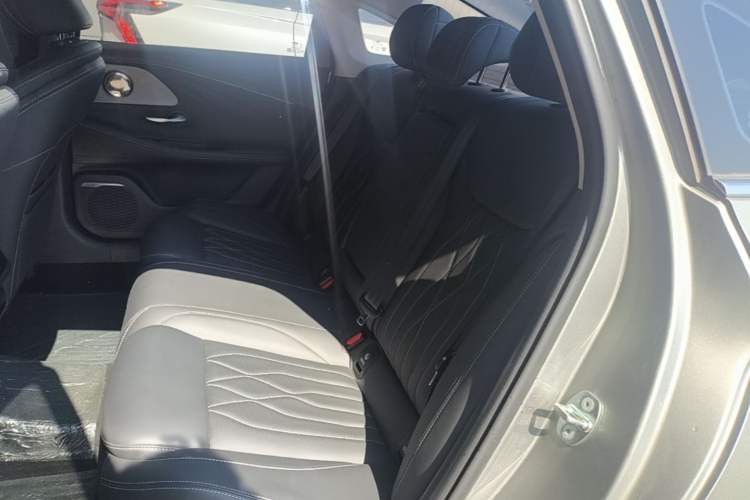 Used Chery Arrizo 8 2024 1.6T DCT Rui Left Rear Seat