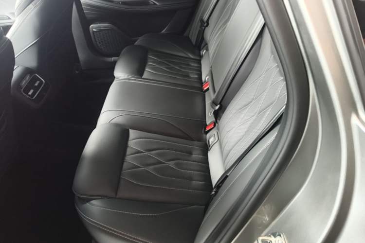 Used Chery Arrizo 8 2024 1.6T DCT Rui Left Rear Seat