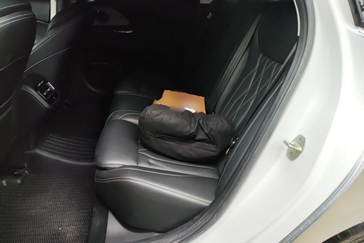 Used Chery Arrizo 8 2024 1.6T DCT Excellence Edition Left Rear Seat