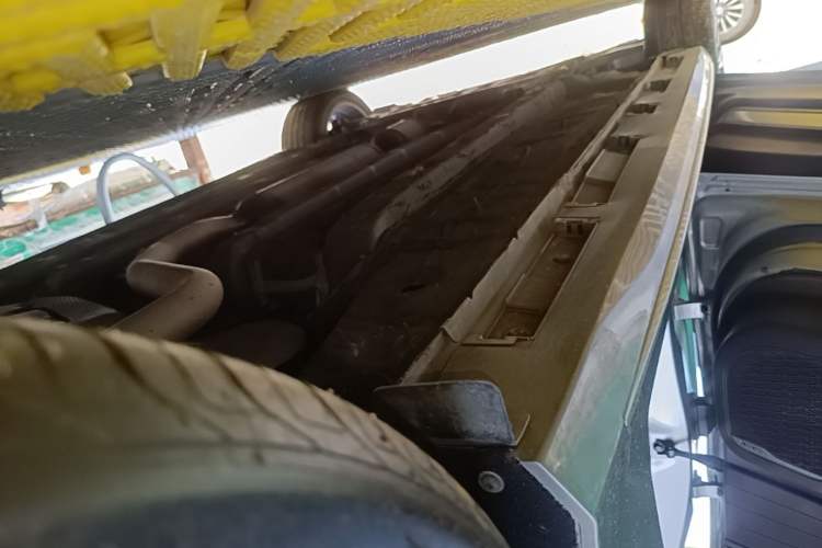 Used Chery Arrizo 8 2024 1.6T DCT Rui Left Side Sill