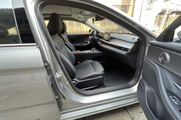 Used Chery Arrizo 8 2024 1.6T DCT Smart Right Front Seat