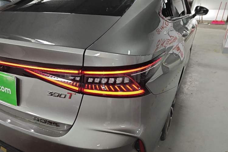 Used Chery Arrizo 8 2024 High-Energy Edition 2.0T Automatic Yu+ Right Rear Taillight
