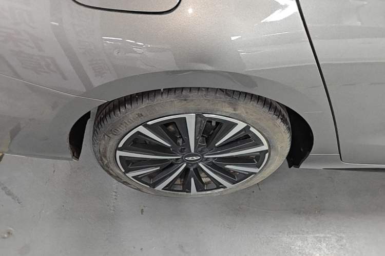 Used Chery Arrizo 8 2024 High-Energy Edition 2.0T Automatic Yu+ Right Rear Wheel Hub