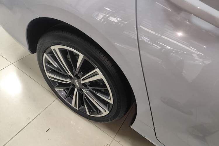 Used Chery Arrizo 8 2024 1.6T DCT Rui Right Rear Wheel Hub