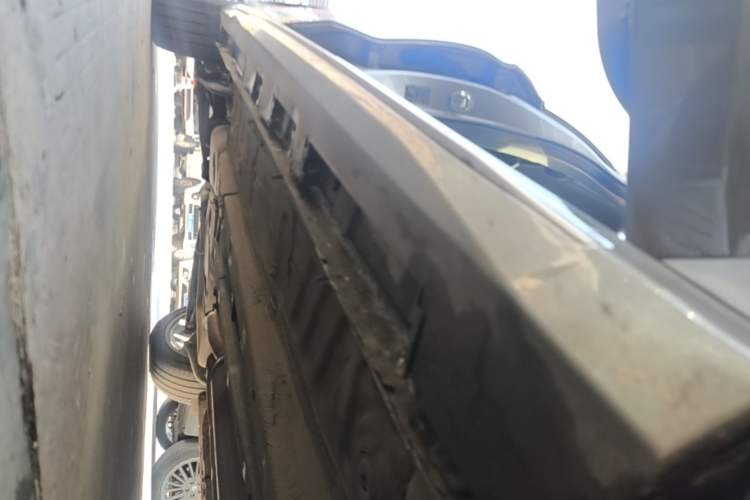 Used Chery Arrizo 8 2024 1.6T DCT Rui Right Side Sill